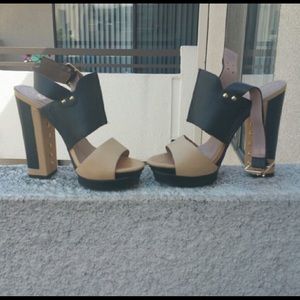 Vince Camuto 5”+ Two-Toned Block Heels